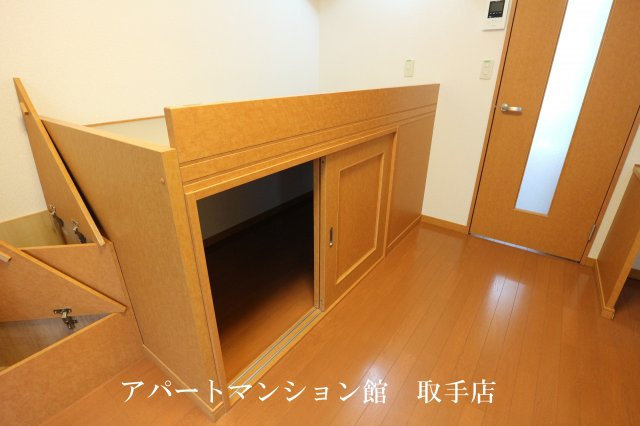 レオパレスロッソピアンコの収納