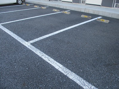 レオパレスビアンコの駐車場|画像9