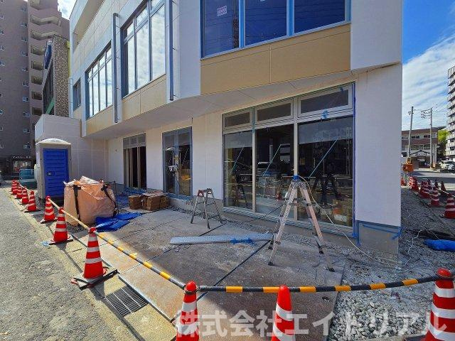 豊田市小坂本町1丁目　新築マンションの外観