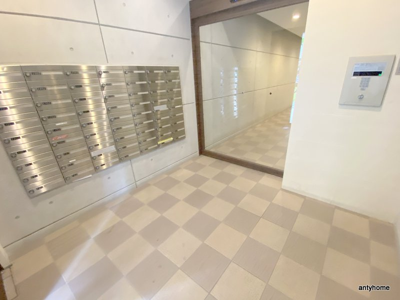 プランドール大手前レジデンス　仲介手数料無料のエントランス