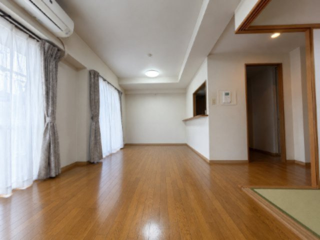 安城市東栄町５丁目の中古マンションの居間・リビング|CGによる空室イメージ写真です。実際のお部屋とは異なります。