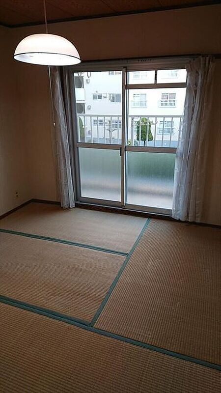 神陵台北住宅65号棟の和室