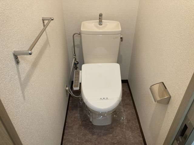 新品家具付きマンション水道11(KaGood東京)のトイレ