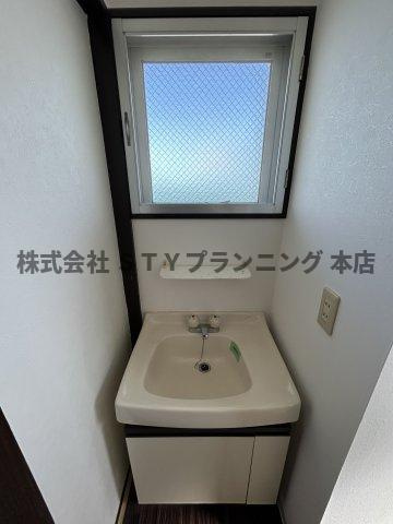仲介手数料0円！オクトⅡの独立洗面台
