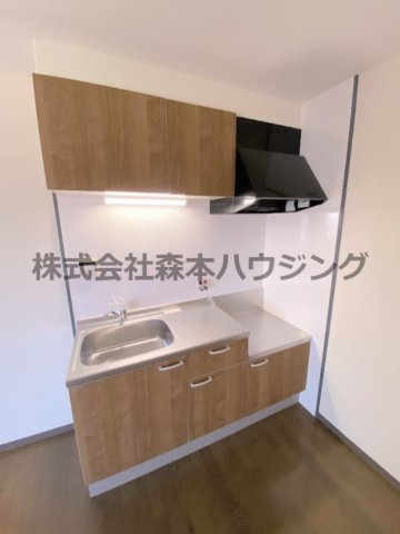 【キッチン】 | 　イーストヒルズ東香里 | 使いやすいキッチンです