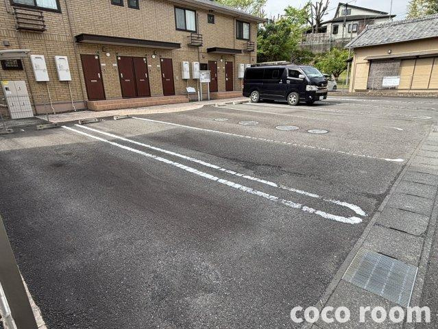 ヴォールグランツ　Ⅱの駐車場