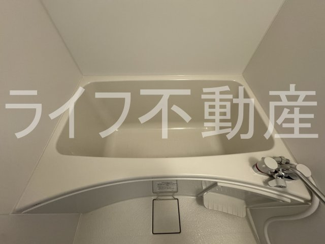 ダイキンハイツの浴室|コンパクトで使いやすいお風呂です