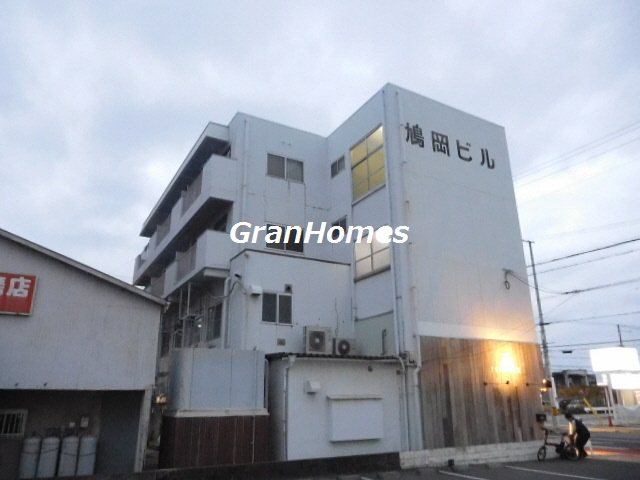 鳩岡ビルの外観