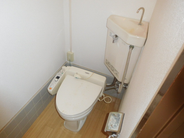 鳩岡ビルのトイレ