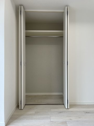 プロスペクト清澄庭園の収納|各お部屋収納付きで居住スペースを広く利用できます。