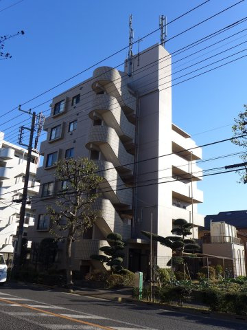 サニーガーデンARAIの外観