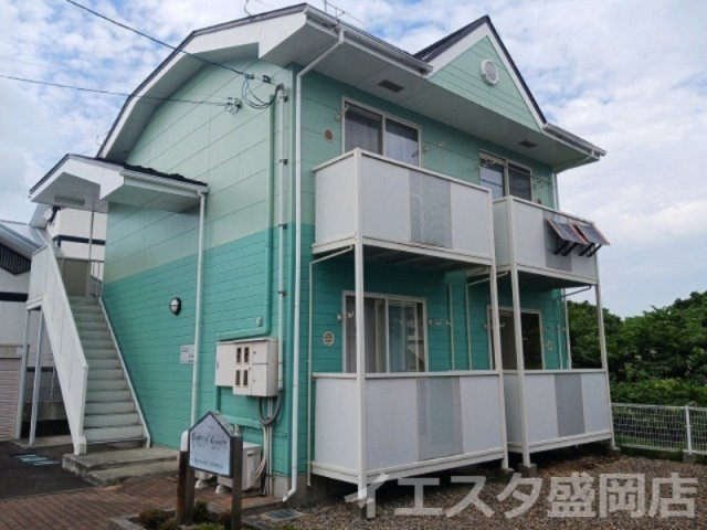 グリーンコートの外観