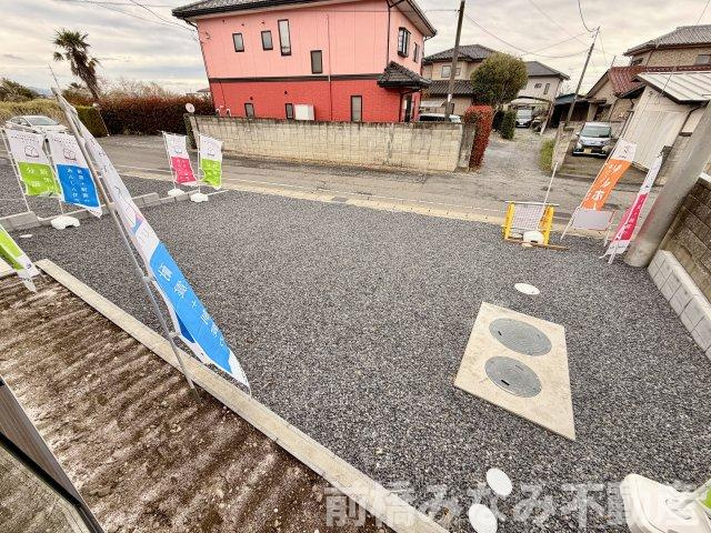 【新築平屋】前橋市粕川町新屋第2　１号棟(全３棟)　クレイドルガーデン　新築建売分譲の駐車場|駐車場の用意があります