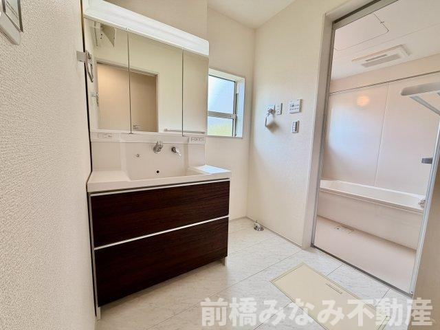 【新築】高崎市倉賀野町第2　１号棟(全２棟)　クリエートの家　新築建売分譲の独立洗面台|独立洗面台です