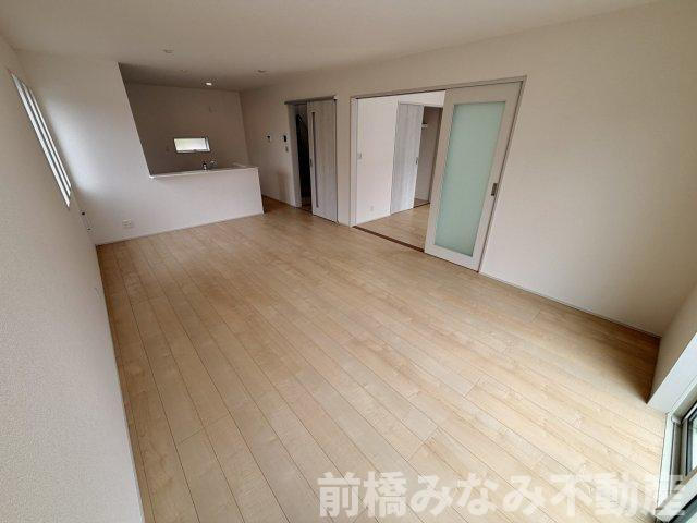 【新築】高崎市倉賀野町第2　１号棟(全２棟)　クリエートの家　新築建売分譲の居間・リビング|ゆったりとした居間です