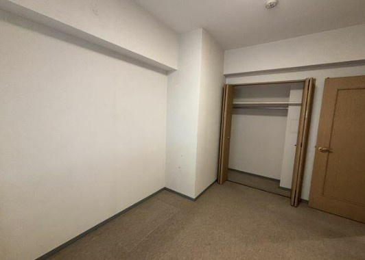 【中古マンション】ダイアパレス若葉壱番館の洋室|6帖洋室です