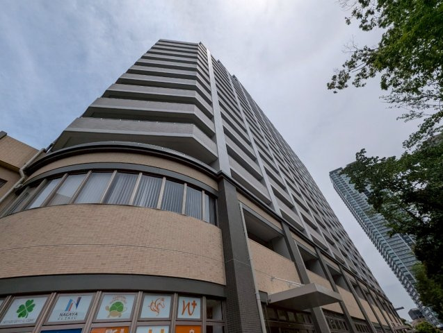 ディーグラフォート千里中央