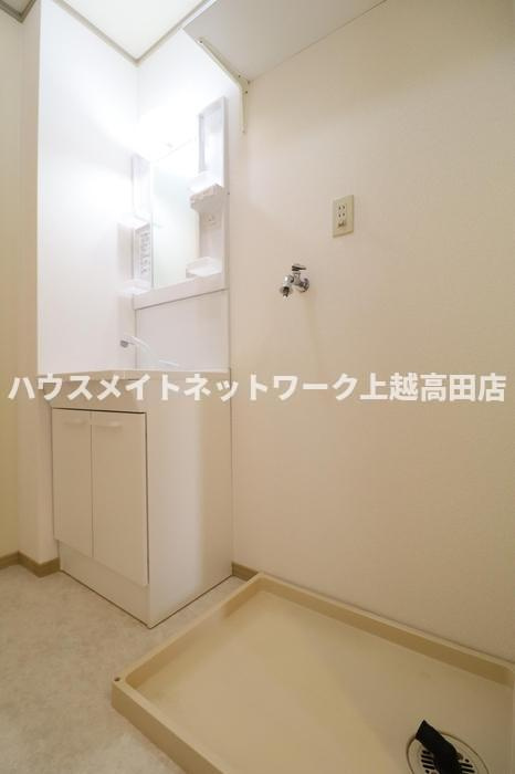 K・Sプロパティの洗面所|洗髪洗面化粧台・洗濯機置場