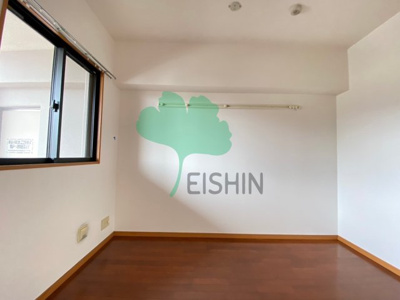 【寝室】 | イーストフルハウス | 寝室です。