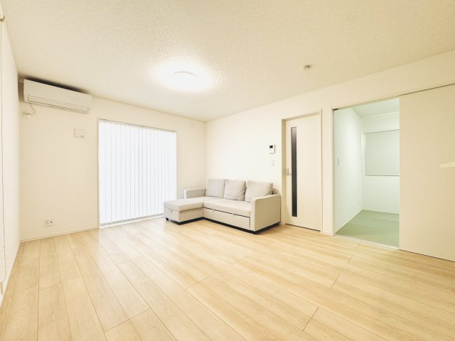 上里町堤　中古住宅の居間・リビング