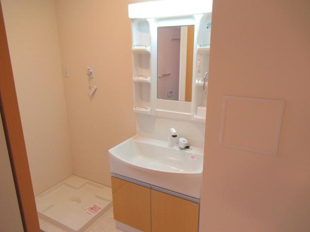 シェルル・ロコＢの洗面所|洗面