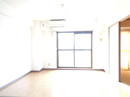 ヒル・イーストＳＳの居間・リビング|洋室　同タイプ別部屋