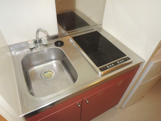 レオパレスさくら中央のキッチン