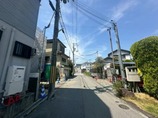 【前面道路含む現地写真】