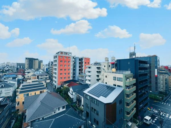 オープンレジデンシア横浜反町のその他|バルコニーからの景色です。日差しを遮る大きな建物が近くには無く風通しもとてもよく気持ちがいいです。