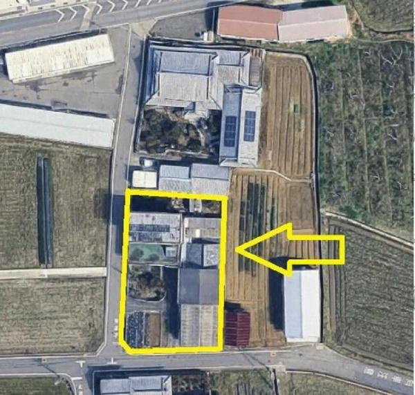岩出市西国分　土地