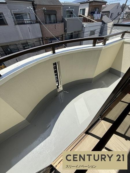 弁天3丁目中古戸建のバルコニー