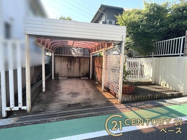 北葛城郡上牧町桜ケ丘３丁目　一戸建の駐車場|■現地撮影写真■