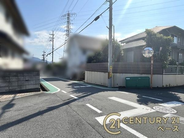 北葛城郡上牧町桜ケ丘３丁目　一戸建の前面道路含む現地写真|■現地撮影写真■