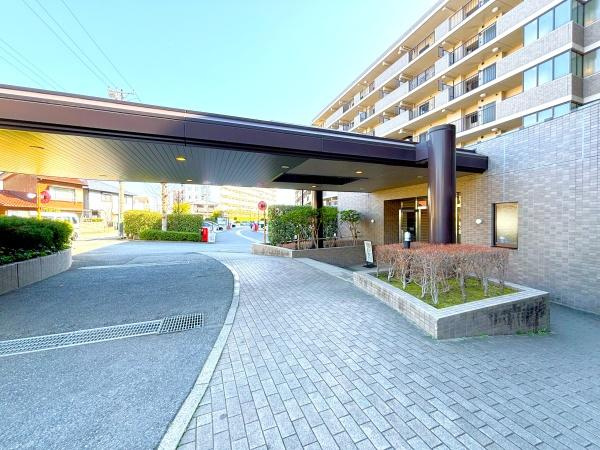 グランガーデン東戸塚のエントランス