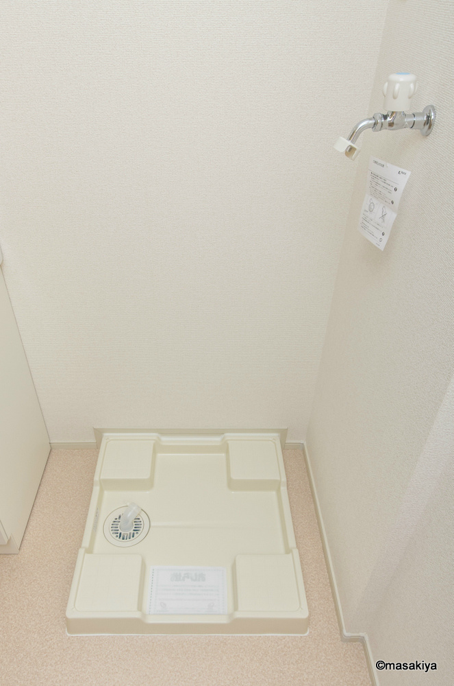 プティヴィルの洗面所|室内洗濯機置き場