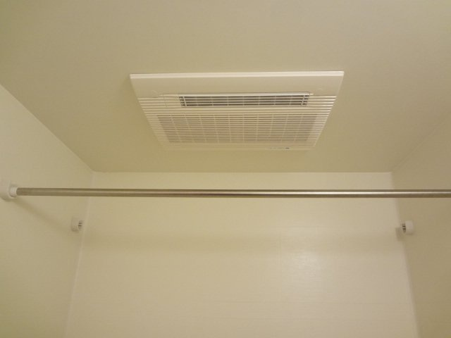 メルヴェール知手の設備|浴室乾燥機