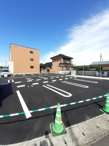 Ｂｏｓｃａｔｏ　Ｌ　Ⅱの駐車場
