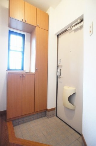 エクセレントアヴェニューの玄関
