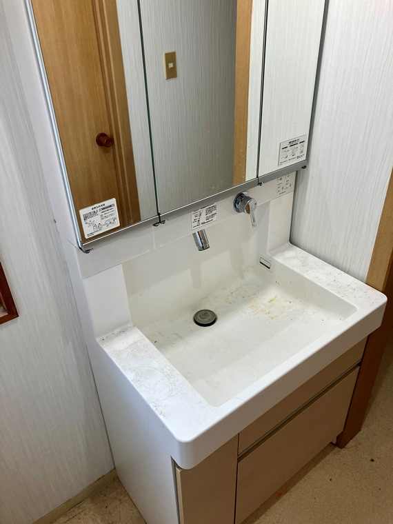 千歳台戸建の洗面所