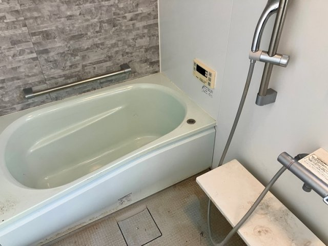 千歳台戸建の浴室