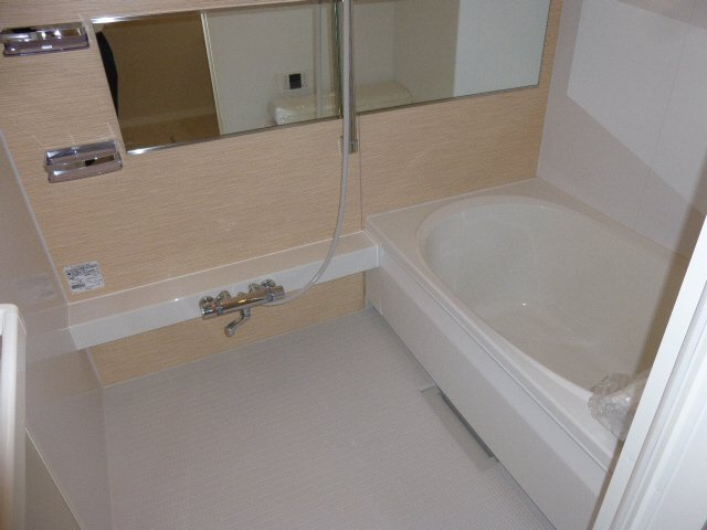 シャーメゾン城西の浴室