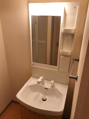 グランディール高尾の洗面所|洗面
