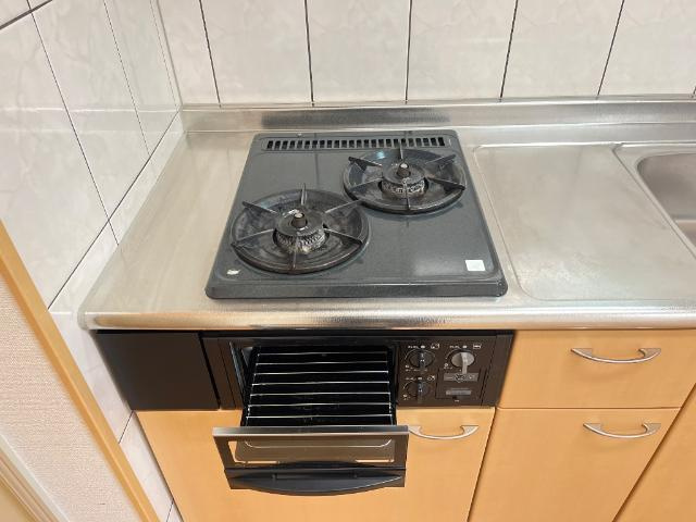 リヴィエールピアのキッチン|ガスコンロ
