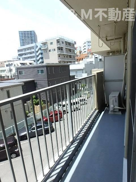 山口マンションのバルコニー|陽当たり良好なバルコニーです