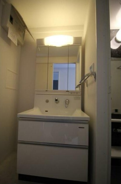 【洗面所】