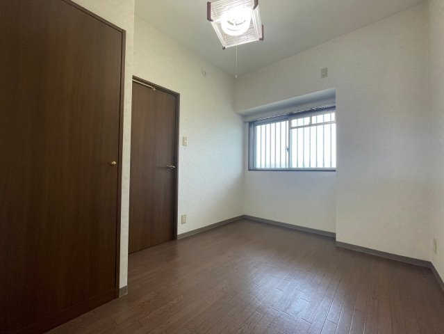 グリーンフィルズ市原の洋室|個人の部屋や寝室として使える洋室です