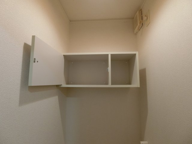 メディオ・コルソＢの収納
