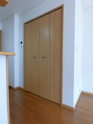 メディオ・コルソＢの収納