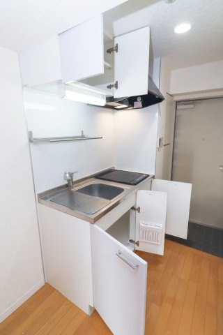 サヴォイグランデス　4階のキッチン|別号室のものです。現状優先になります。