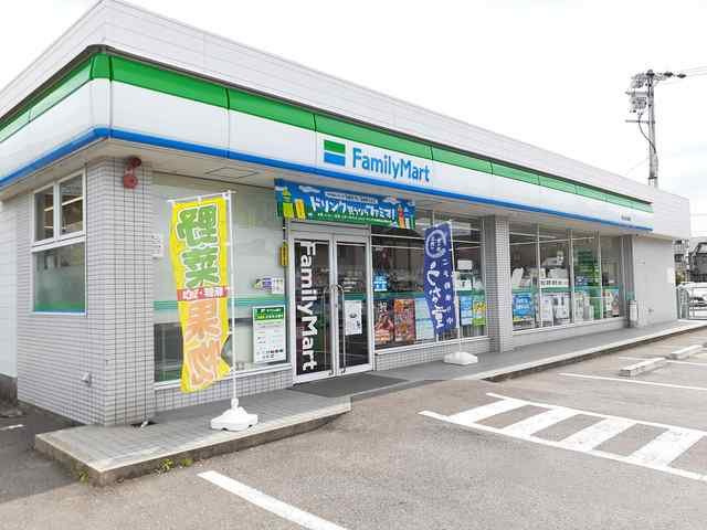 リバティ東川の周辺|ファミリーマート 豊山和合橋店まで124m